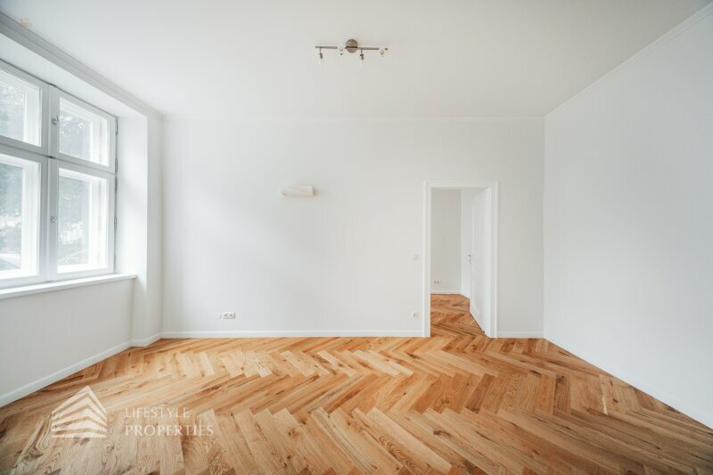 Thumbnail von Wunderschöne 3-Zimmer Altbauwohnung im EG, Erstbezug!