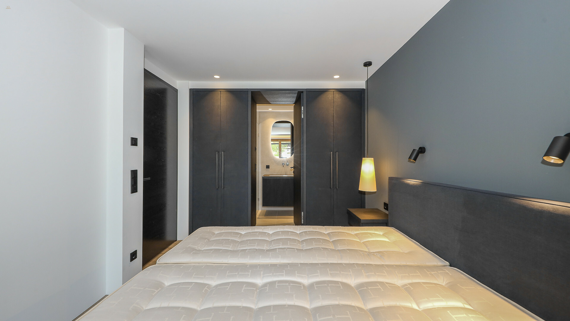 Thumbnail von "Riverside" - Luxus-Garden-Suite in Toplage