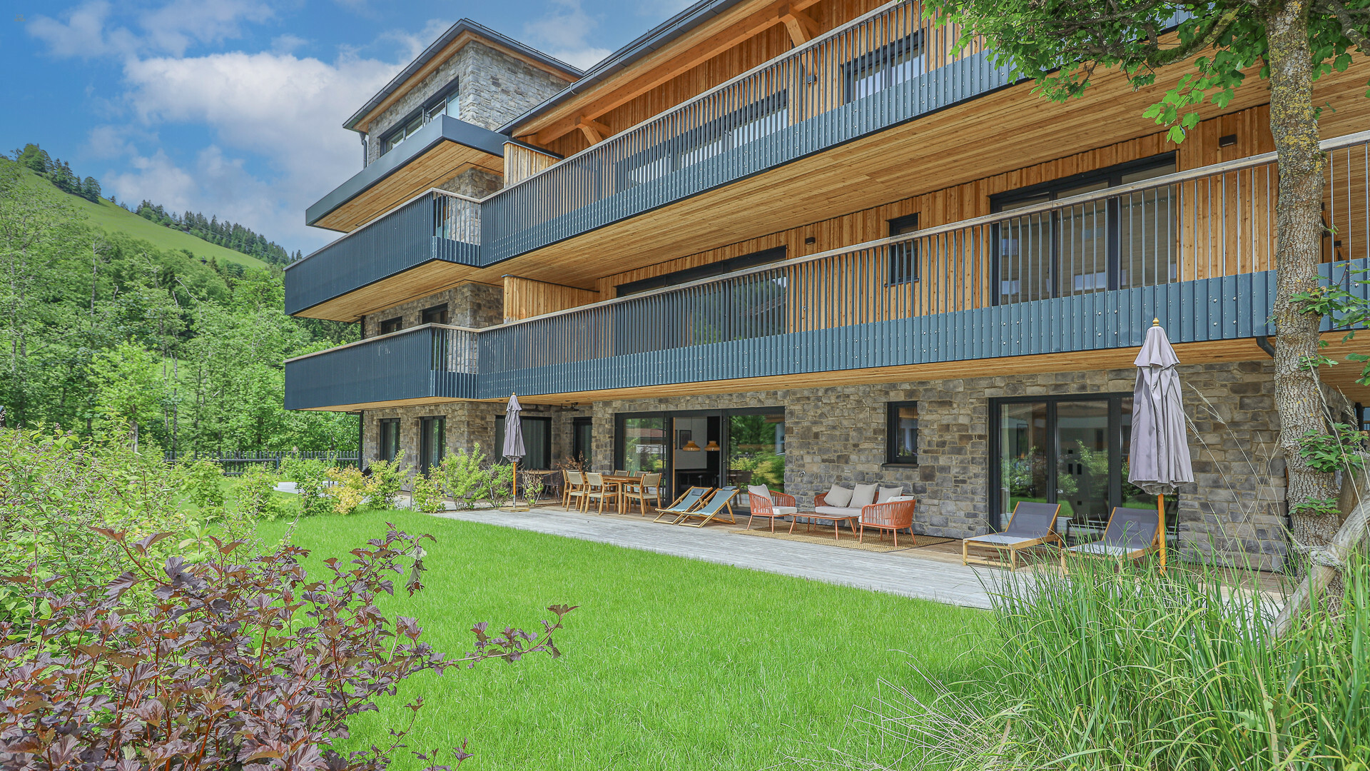 Thumbnail von "Riverside" - Luxus-Garden-Suite in Toplage