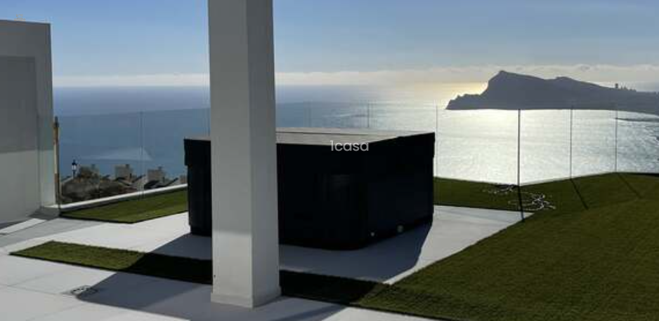 Thumbnail von 4 Bedroom Villa For Sale In Altea