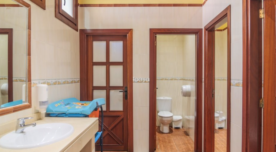 Thumbnail von Commercial Property For Sale In Andratx