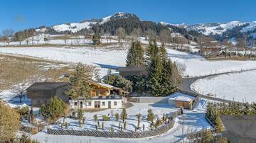 Thumbnail von Historyczna posiadłość w nowym blasku w wyjątkowej lokalizacji