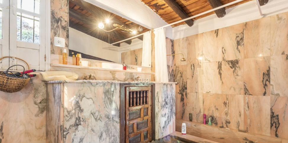 Thumbnail von 5 Bedroom Villa For Sale In Benahavís