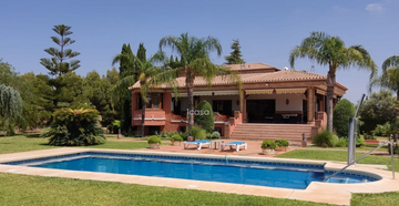 Thumbnail von 9 Bedroom Villa - Finca For Sale In Coín