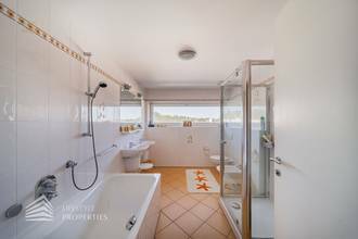 Thumbnail von Atemberaubende Villa mit Blick über Wien in Bestlage, bei Neustift