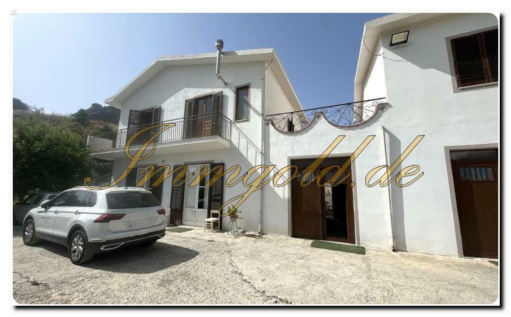 Thumbnail von Ferienanlage mit riesigem Grundstück nahe Caltabellotta