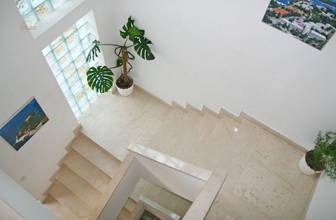 Thumbnail von Exklusives Mehrfamilienhaus mit Meerblick in Porec
