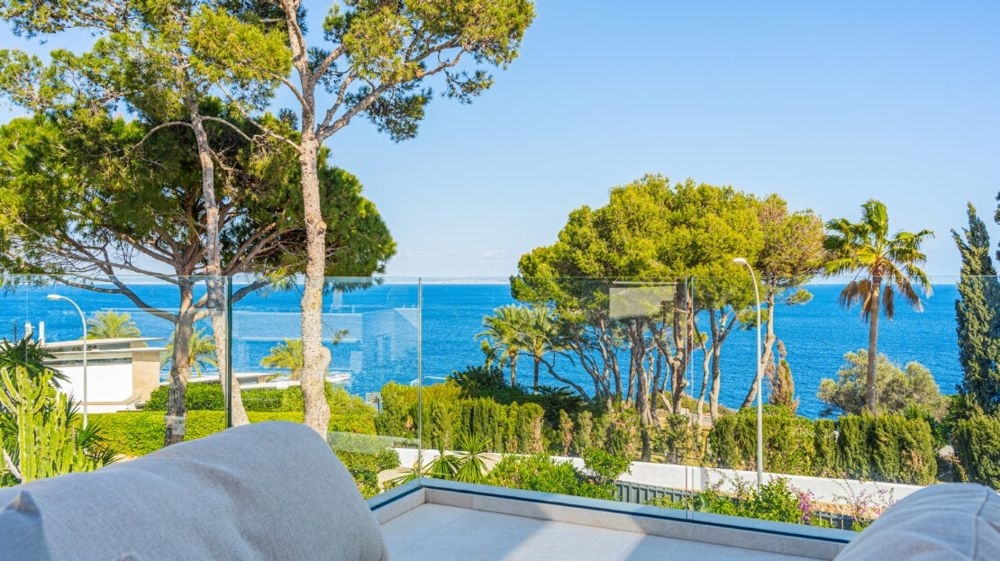 Thumbnail von Erstklassige Luxusvilla in traumhafter Lage nahe dem Meer