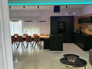 Thumbnail von Moderne Luxusvilla mit Pool und Meerblick in Fazana, Istrien