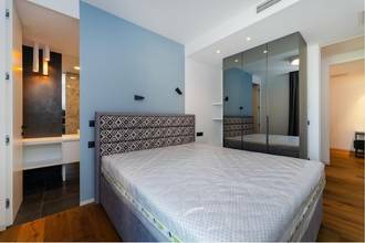 Thumbnail von Penthouse luxueux avec piscine sur la terrasse du toit près de la mer