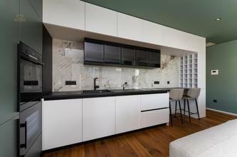 Thumbnail von Penthouse luxueux avec piscine sur la terrasse du toit près de la mer