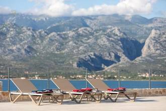 Thumbnail von モダンな高級ヴィラ プールと海の眺め