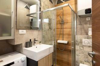 Thumbnail von Wohnung mit Meerblick in historischer Villa nahe dem Meer