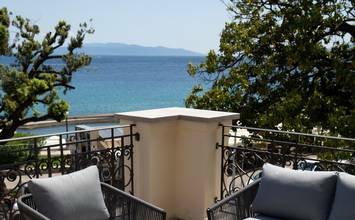 Thumbnail von 海の近くの高級アパートメント