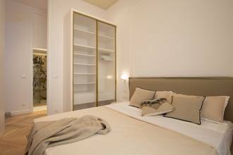 Thumbnail von 海の近くの高級アパートメント