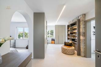 Thumbnail von Villa mit hochwertiger Ausstattung und Pool und Meerblick