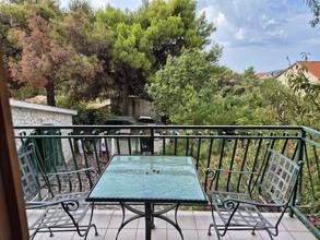 Thumbnail von Haus mit drei Wohnungen nahe dem Meer