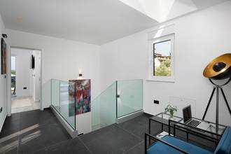 Thumbnail von Moderne Villa mit Swimmingpool und Tennisplatz, Region Porec