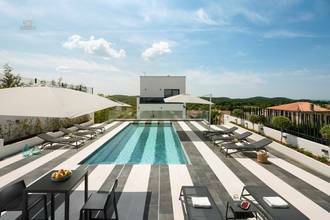 Thumbnail von Moderne Villa mit Swimmingpool und Tennisplatz, Region Porec