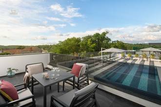 Thumbnail von Moderne Villa mit Swimmingpool und Tennisplatz, Region Porec