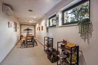 Thumbnail von Moderne villa met zwembad en een prachtig uitzicht op zee