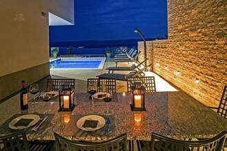 Thumbnail von Moderne villa met zwembad en een prachtig uitzicht op zee