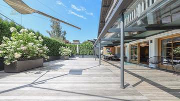 Thumbnail von 中心地の一等地にあるプール付きの高級アパートメント