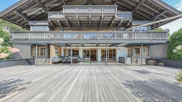 Thumbnail von 中心地の一等地にあるプール付きの高級アパートメント