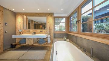 Thumbnail von 中心地の一等地にあるプール付きの高級アパートメント