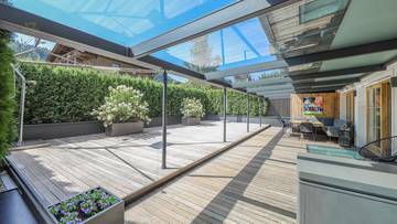 Thumbnail von 中心地の一等地にあるプール付きの高級アパートメント