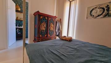 Thumbnail von Moderne Villa mit Pool in ruhiger Lage