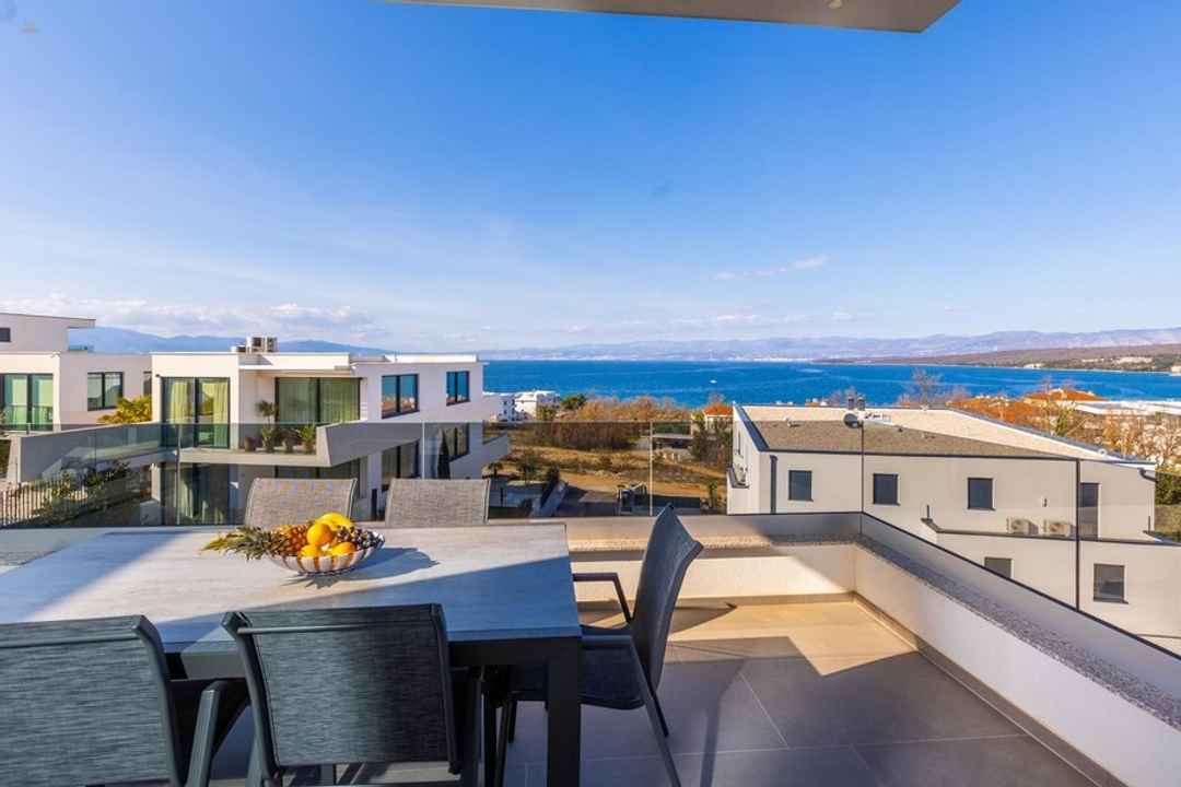 Modernes Appartement + Studio mit Garten und Pool