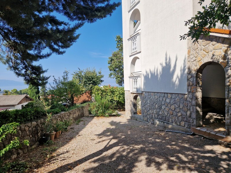 Thumbnail von Dachgeschosswohnung mit schönem Blick auf das Meer