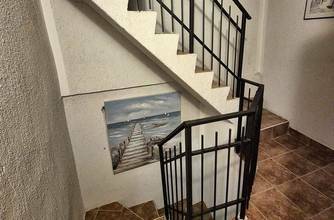 Thumbnail von Stadthaus mit Terrasse - zur Renovierung