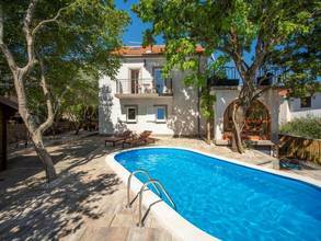Thumbnail von Haus mit Swimmingpool und Blick auf das Meer
