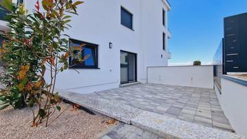 Thumbnail von Appartement mit Meerblick + Appartement im Erdgeschoss mit Garten