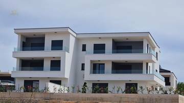 Thumbnail von Appartement mit Meerblick + Appartement im Erdgeschoss mit Garten