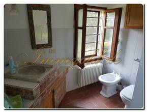 Thumbnail von Einzigartiges Landhaus auf eigenem Hügel mit Panoramablick