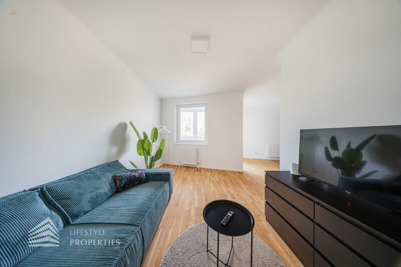 Thumbnail von Wunderschöne 3-Zimmerwohnung mit Loggia, Nähe Parkanlage Gaußplatz