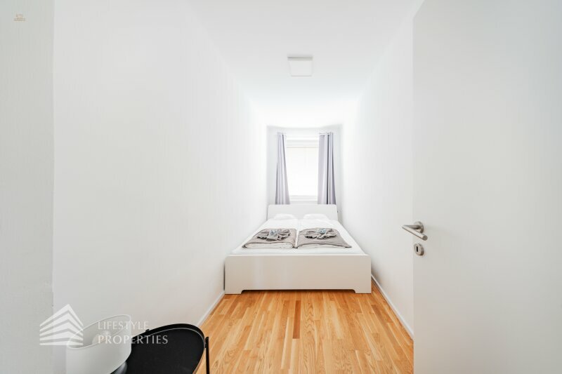 Thumbnail von Wunderschöne 3-Zimmerwohnung mit Loggia, Nähe Parkanlage Gaußplatz