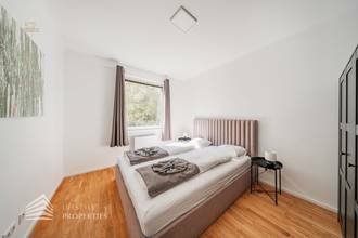 Thumbnail von Wunderschöne 3-Zimmerwohnung mit Loggia, Nähe Parkanlage Gaußplatz