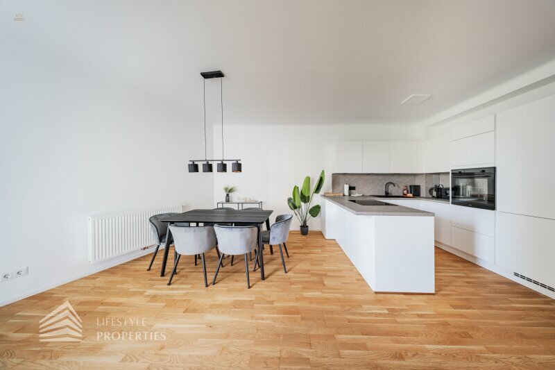 Thumbnail von Wunderschöne 3-Zimmerwohnung mit Loggia, Nähe Parkanlage Gaußplatz