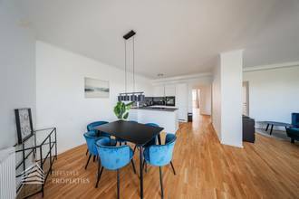 Thumbnail von Stilvolle Helle 3-Zimmer-Wohung mit Loggia nähe Donaukanal