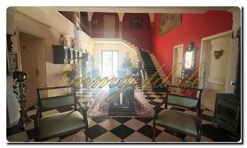 Thumbnail von Prunkvolle, außergewöhnliche Villa