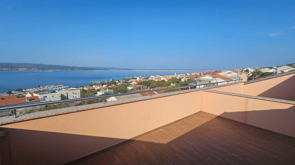 Thumbnail von Maisonettewohnung mit Dachterrasse und Panorama-Meerblick