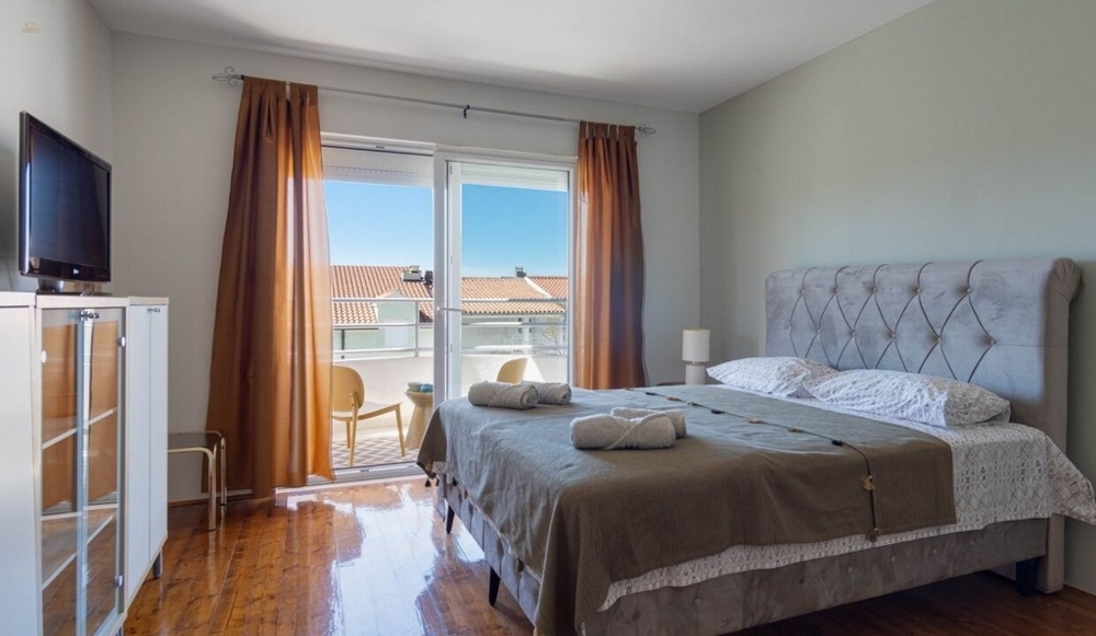 Thumbnail von Geräumiges Appartement mit hochwertiger Möblierung