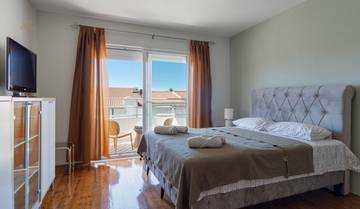 Thumbnail von Geräumiges Appartement mit hochwertiger Möblierung