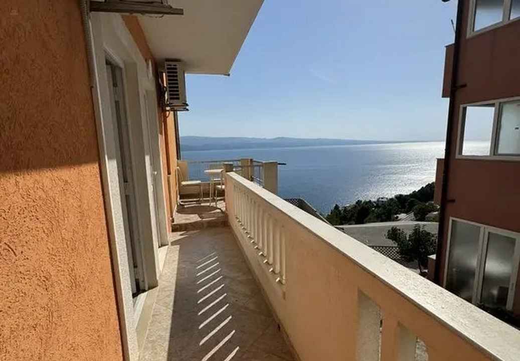 Ferienwohnung mit schönem Meerblick, Region Omis