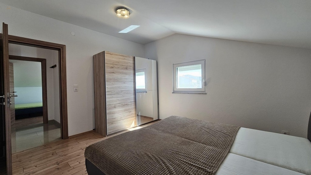 Thumbnail von Dachgeschosswohnung mit Panorama-Meerblick