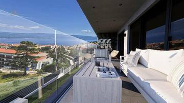 Thumbnail von Modernes Neubau-Appartement  im 1. OG + kleinere Ferienwohnung mit Garten und Pool im Erdgeschoss